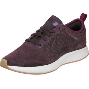 📌 Nike Dualtone Racer in Maroon Suede